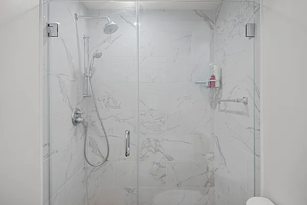 Sold by Hauseit LLC | media 22