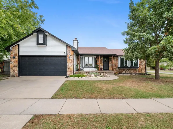 5608 Cox St, Wichita, KS 67220