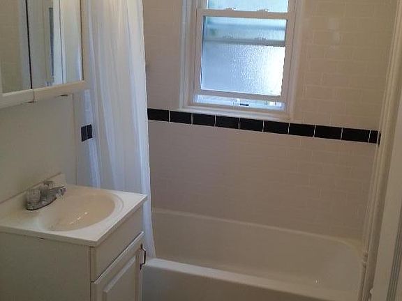 4th image of 1625 Commonwealth Ave #1615-14