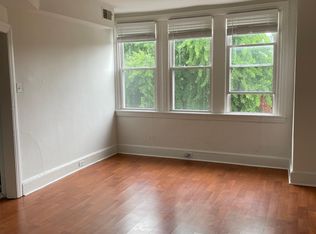 1204 South St #3, Philadelphia, PA 19147