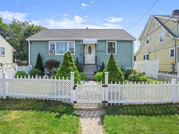 16 Claremont Street, Stamford, CT 06902