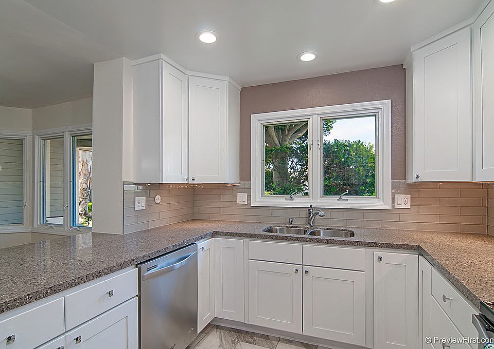 Granite counters. Stainless