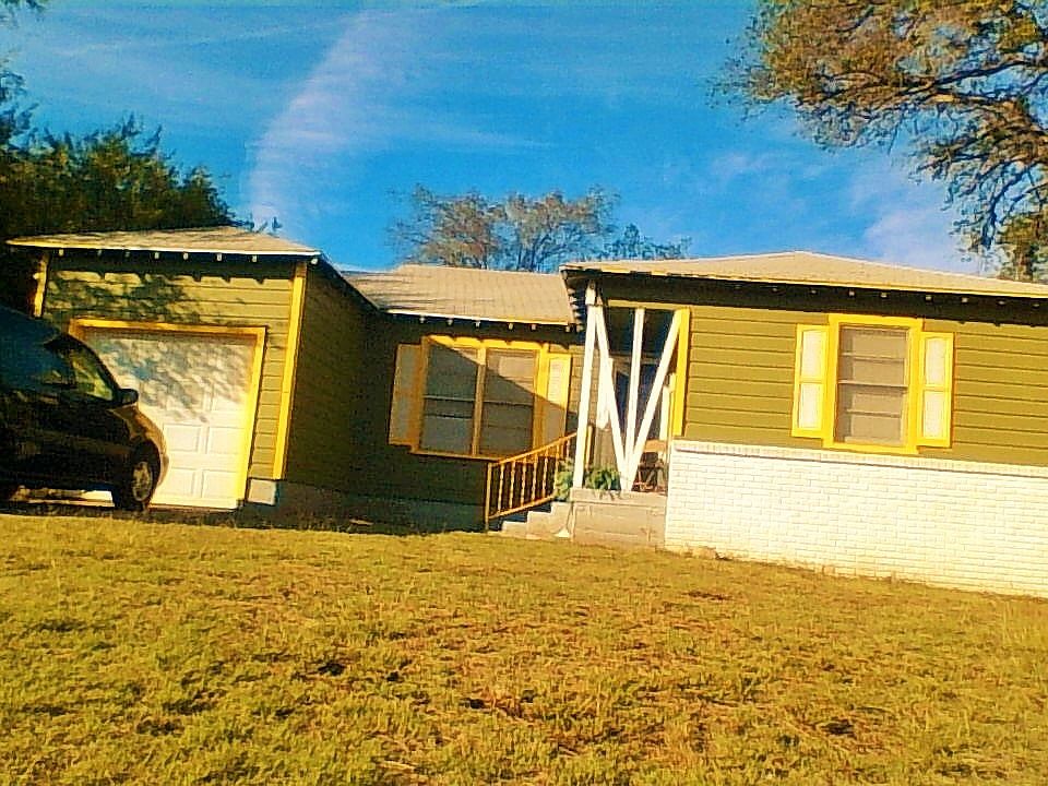 1st image of 2437 Stephen Lee Dr