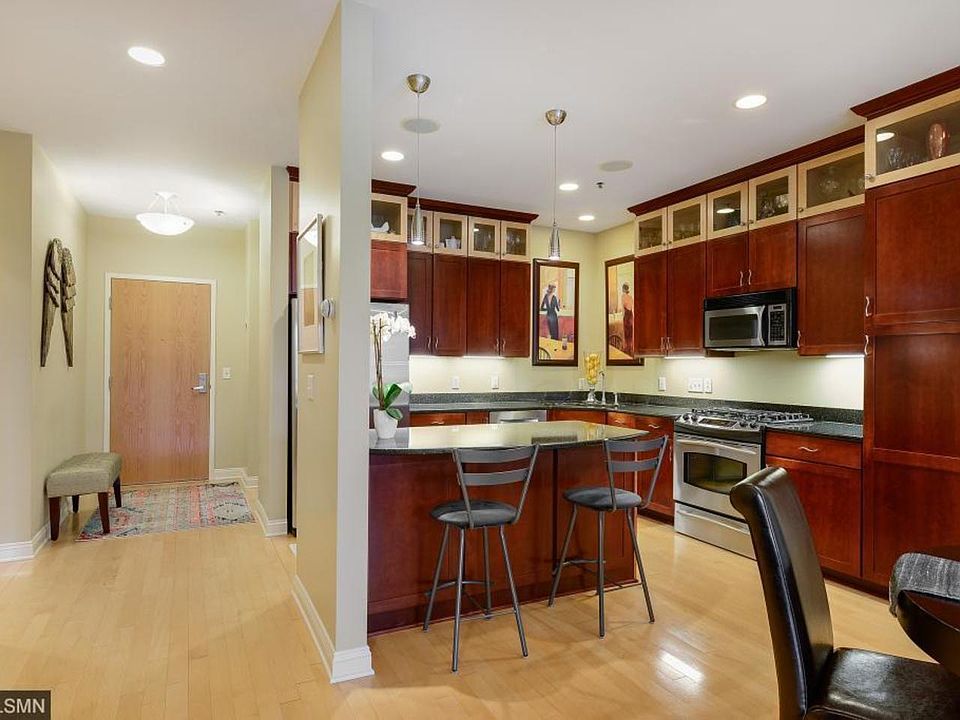 1st image of 700 Grand Ave APT 201