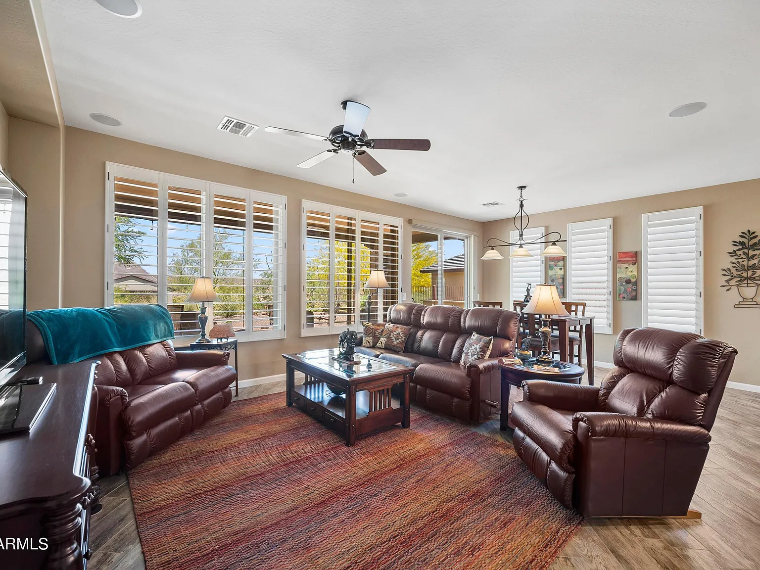 2 bed, 2.0 bath, 1570 sqft, $1,995 — Photo 4