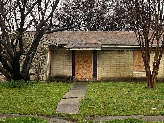 5th image of 9701 Glengreen Dr