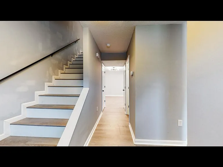1658 Foxhaven Dr #1 — Photo 18