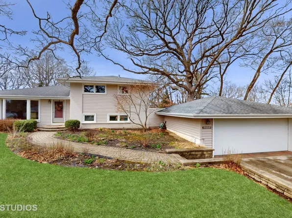 265 W Ln, Lake Zurich, IL 60047