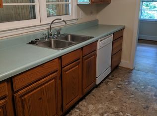 30 Waverly Ct, Asheville, NC 28805