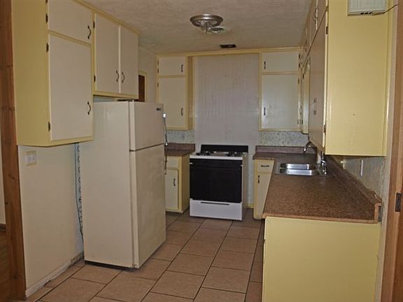 5th image of 1502 NW 13th St