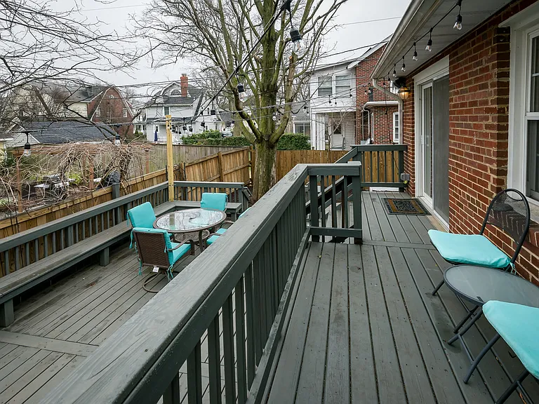 407 Russell Rd — Photo 54