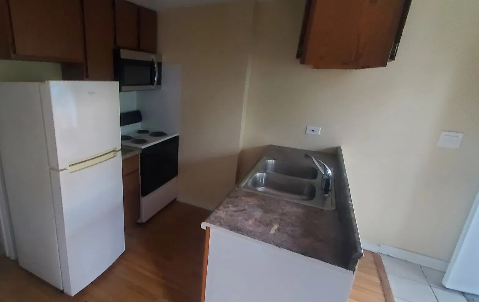 1 bed, $1,050 — Photo 1
