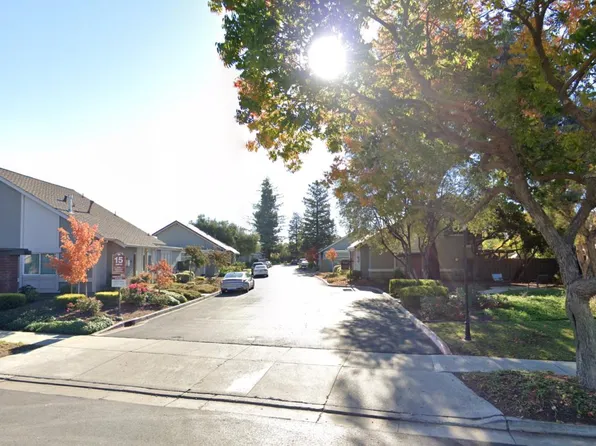 5697 Hollyleaf Ln, San Jose, CA 95118