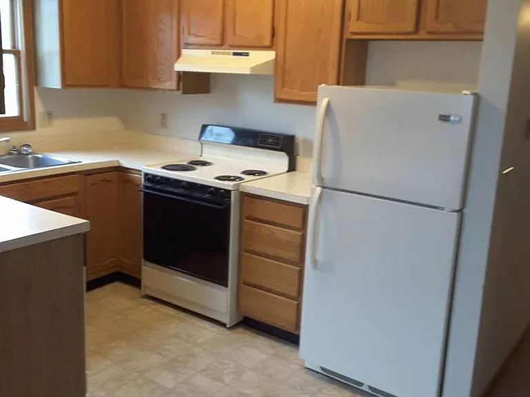 205 Stonewall Ct — Photo 12
