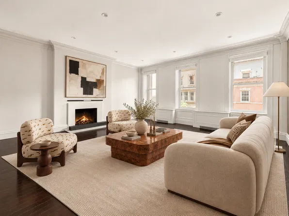 18 East 62nd Street image 1 of 11