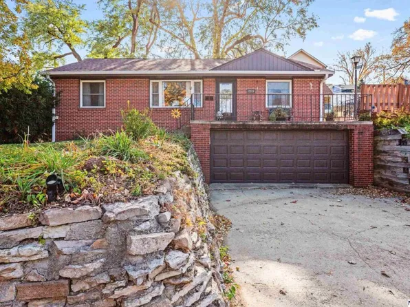 2319 Washington St, Blair, NE 68008