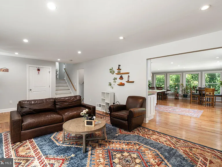 23 Linwood Cir — Photo 5