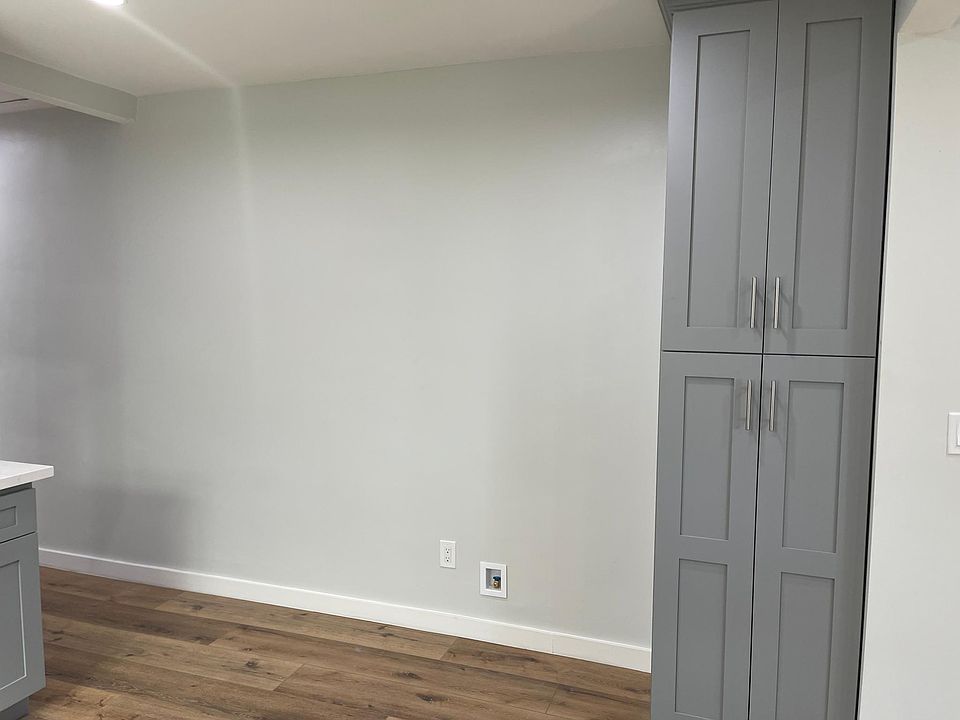 1st image of 941 S Concord St