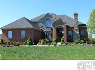 7541 Andover Dr #24, Canton, MI 48187