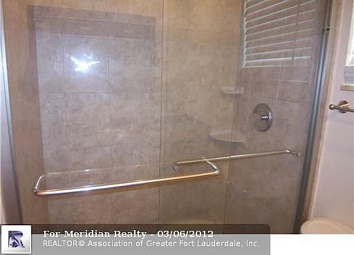 5th image of 4261-S NW 110th Ave