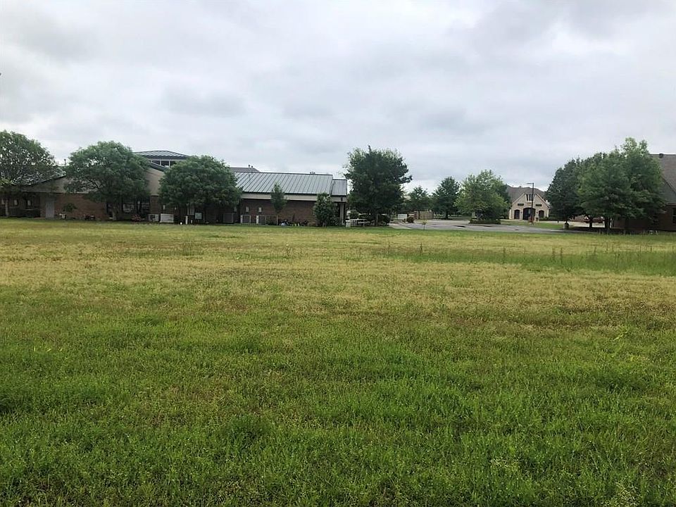 2nd image of 809 NW 26th Ave Lot 7