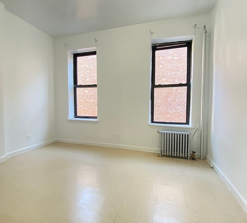 1st image of 3476 Broadway #4