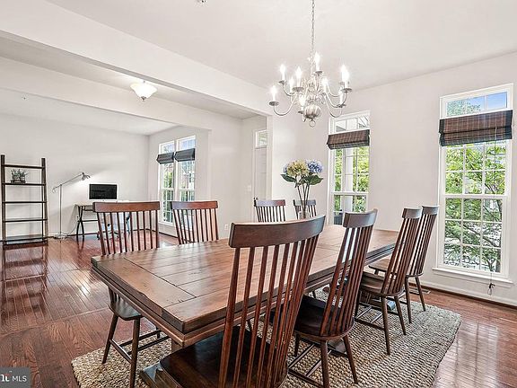4th image of 22564 Winding Woods Way