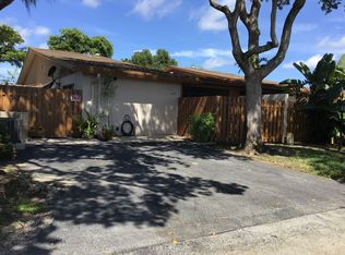 2060 SW 24th Cir, Boynton Beach, FL 33426