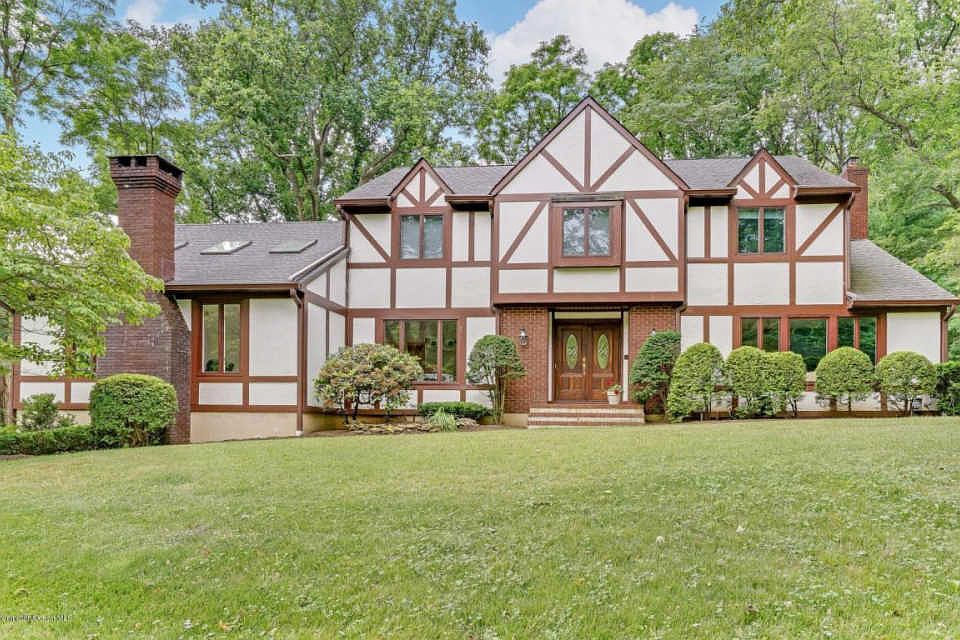 1st image of 41 Bunker Hill Dr
