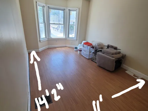 (undisclosed Address), Chelsea, MA 02150