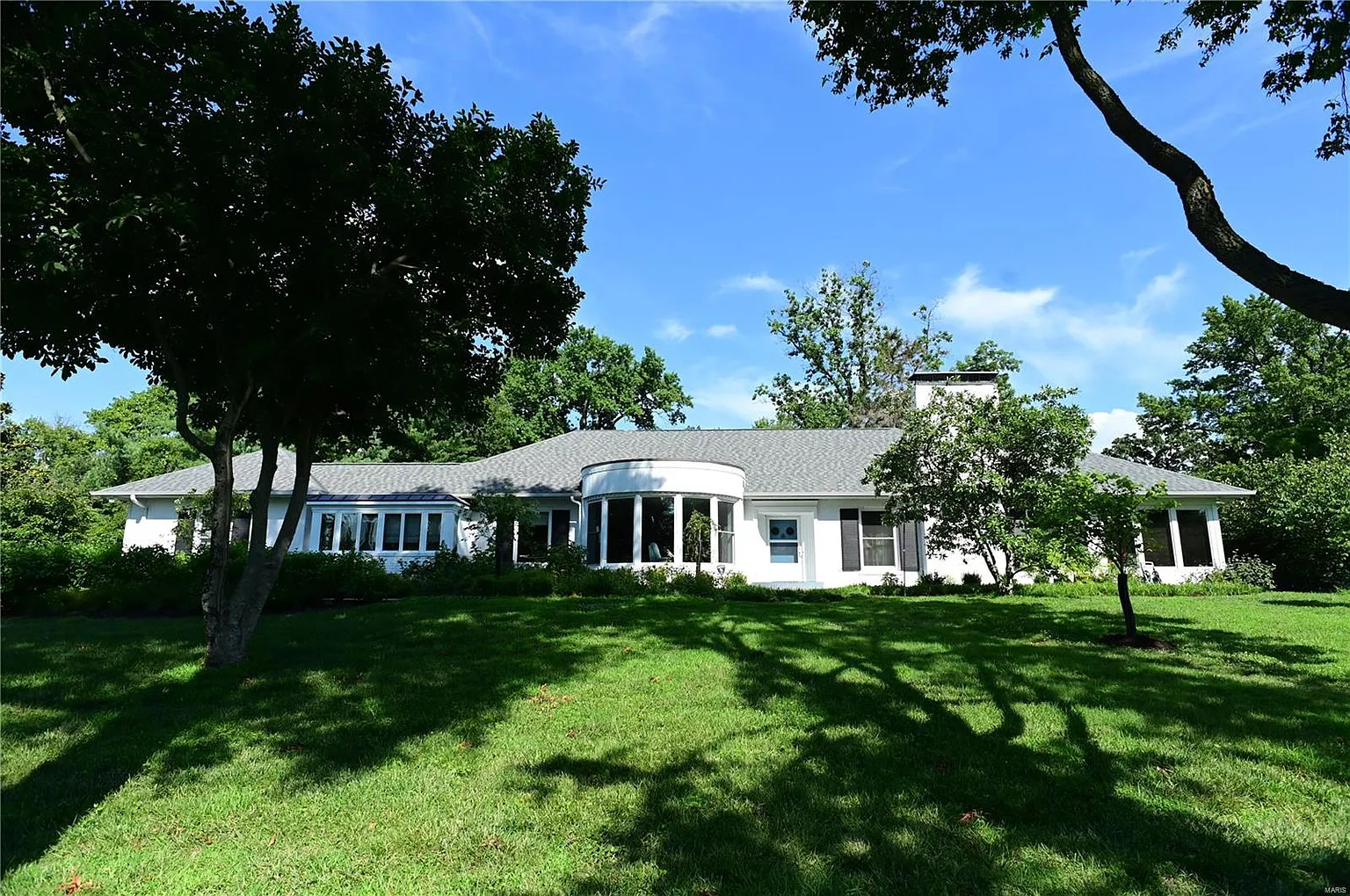 38 Godwin Ln photo 1