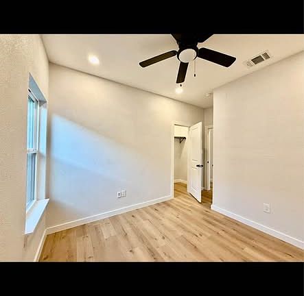 4th image of 308 SW 14st Minearl Wl