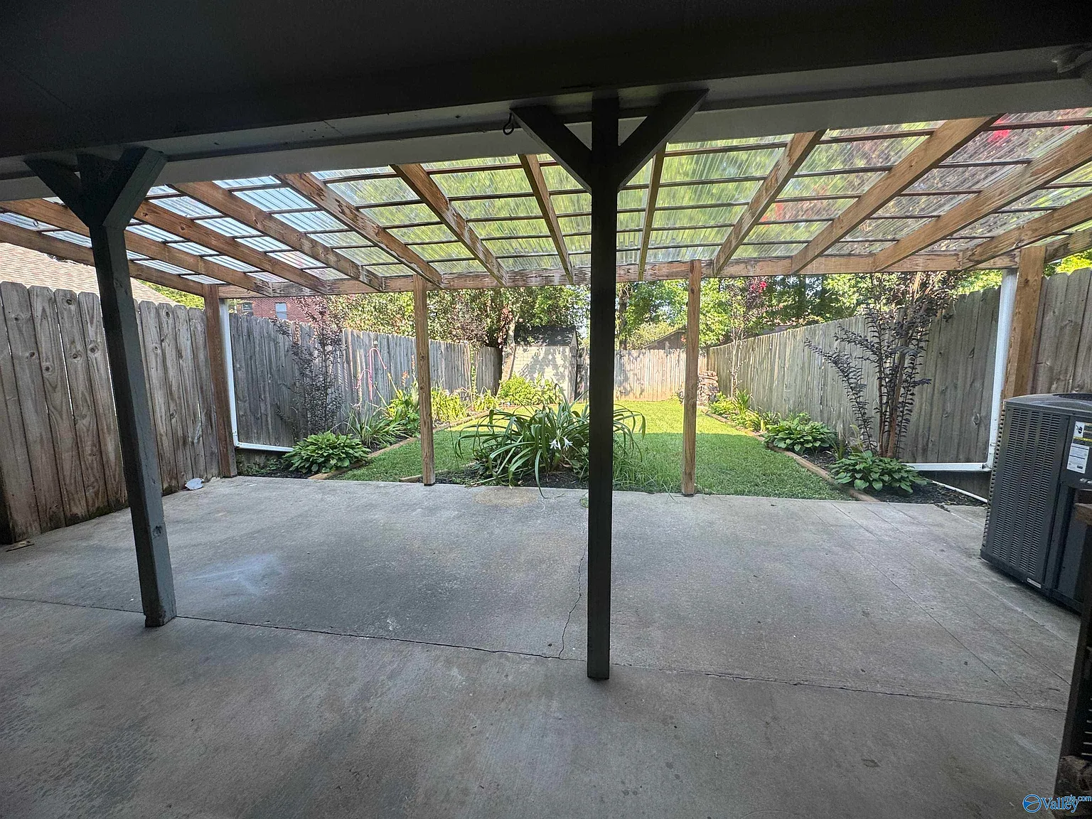 2 bed, 2.5 bath, 1450 sqft, $1,395 — Photo 3
