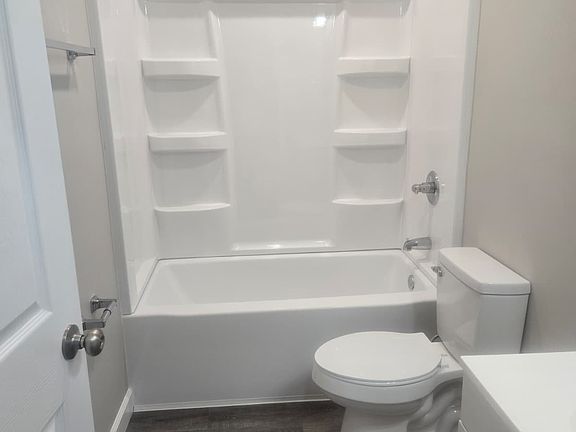 5th image of 1525 Locust St #2