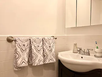 Rented by LJ Sloane Management