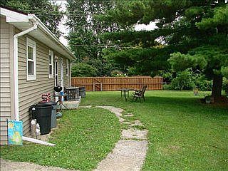 4th image of 18 20 Lamplite Ct