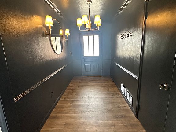 4th image of 7304 Jameson Dr