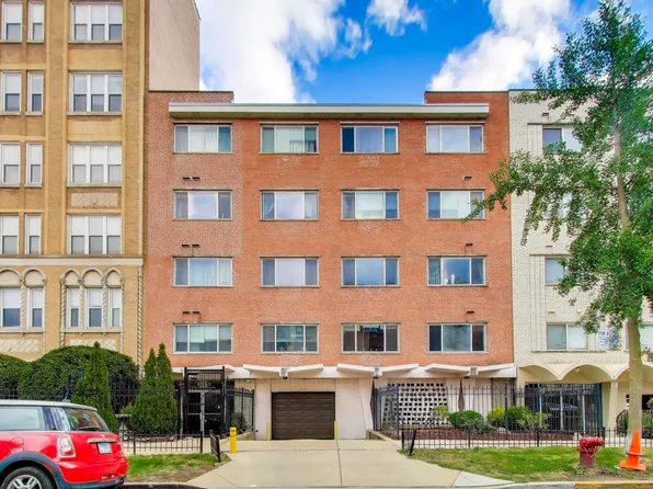 5953 N Kenmore Ave APT 404, Chicago, IL 60660