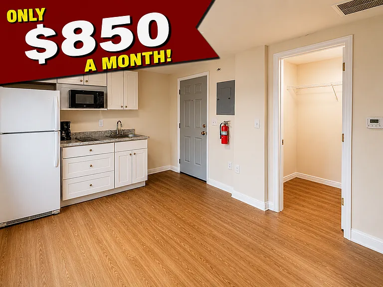 422 N Hamilton St #3 — Photo 1