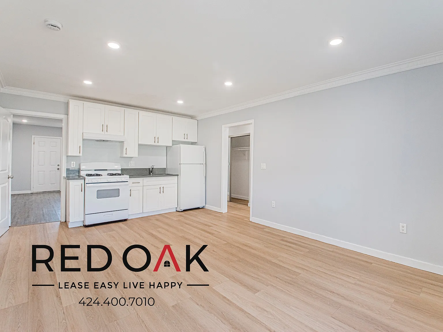 ~Low Deposit~ Gorgeous Two Bedroom With Recessed Lighting, On-Site Laundry, And Available Parking... — Photo 2