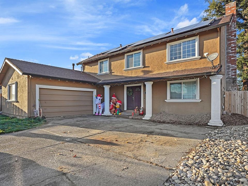 1st image of 811 Birmingham Ct