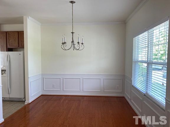 3rd image of 1725-301 Tw Alexander Dr