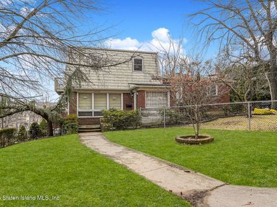 1 Bristol Ave, Staten Island, NY, 10301