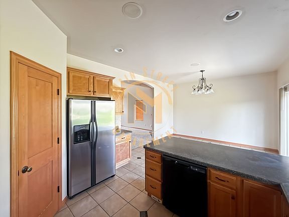 5th image of 2662 Cormier Rd #2664