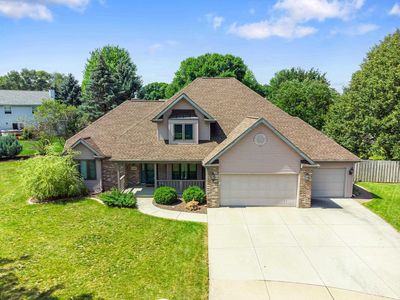 1215 HAZELWOOD COURT, Neenah, WI, 54956