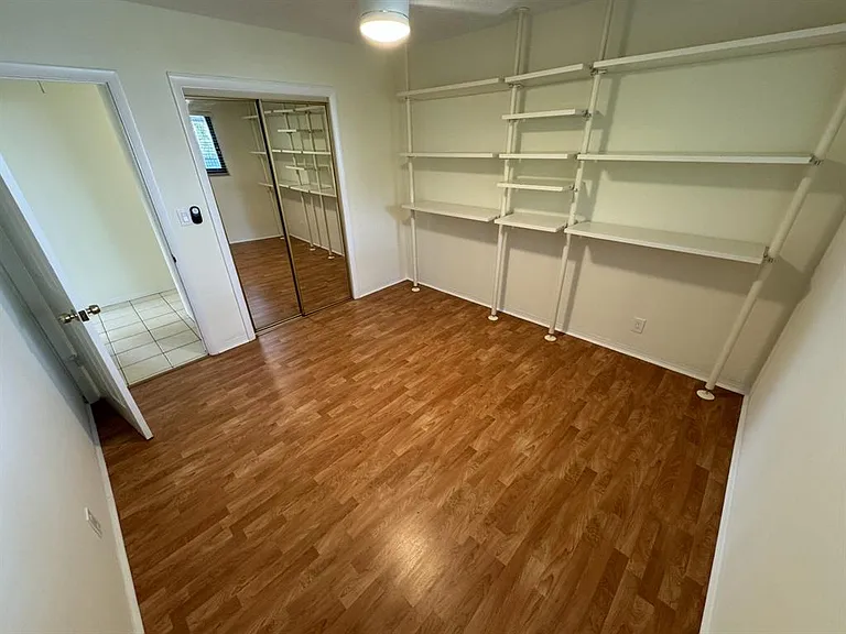 1101 NE 18th Ct #1 — Photo 6
