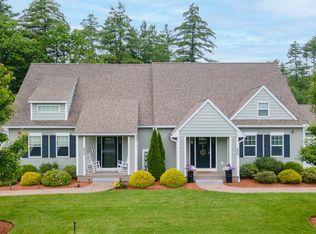 230 Villager Rd, Chester, NH 03036