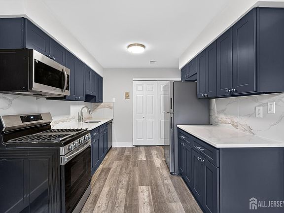 4th image of 1518 Raspberry Ct