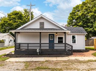 1027 S Washington St, Circleville, OH 43113