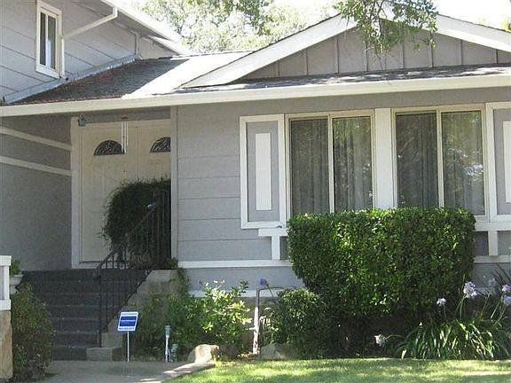 4th image of 8221 Canyon Oak Dr